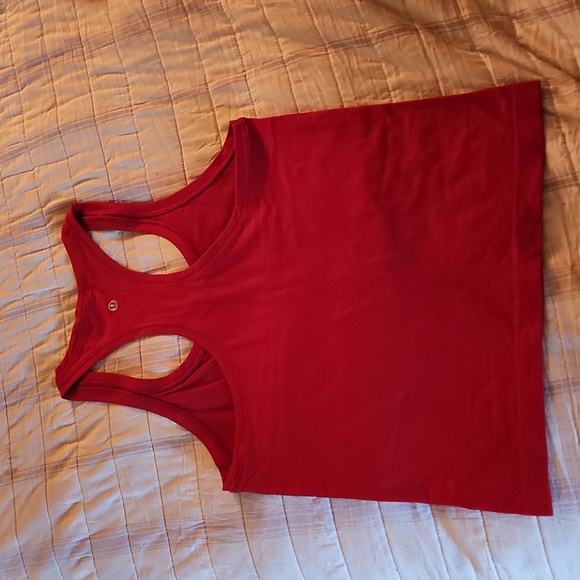 Swiftly Tech Racerback Tank Top - Picture 4 of 11